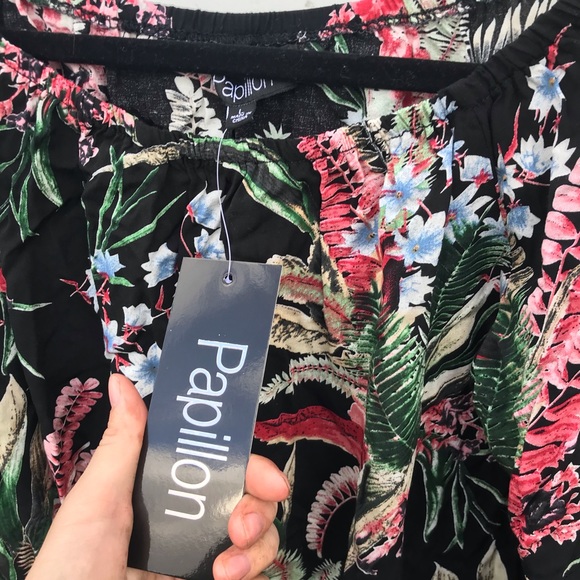 Blouse - Picture 6 of 6